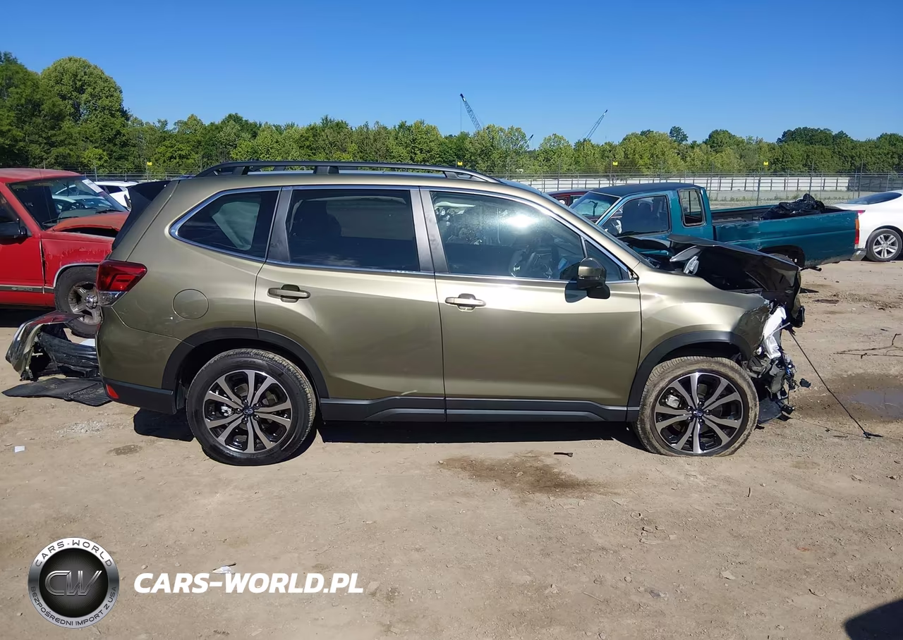 2024 Subaru Forester Limited VIN:JF2SKALCXRH455677 - 14