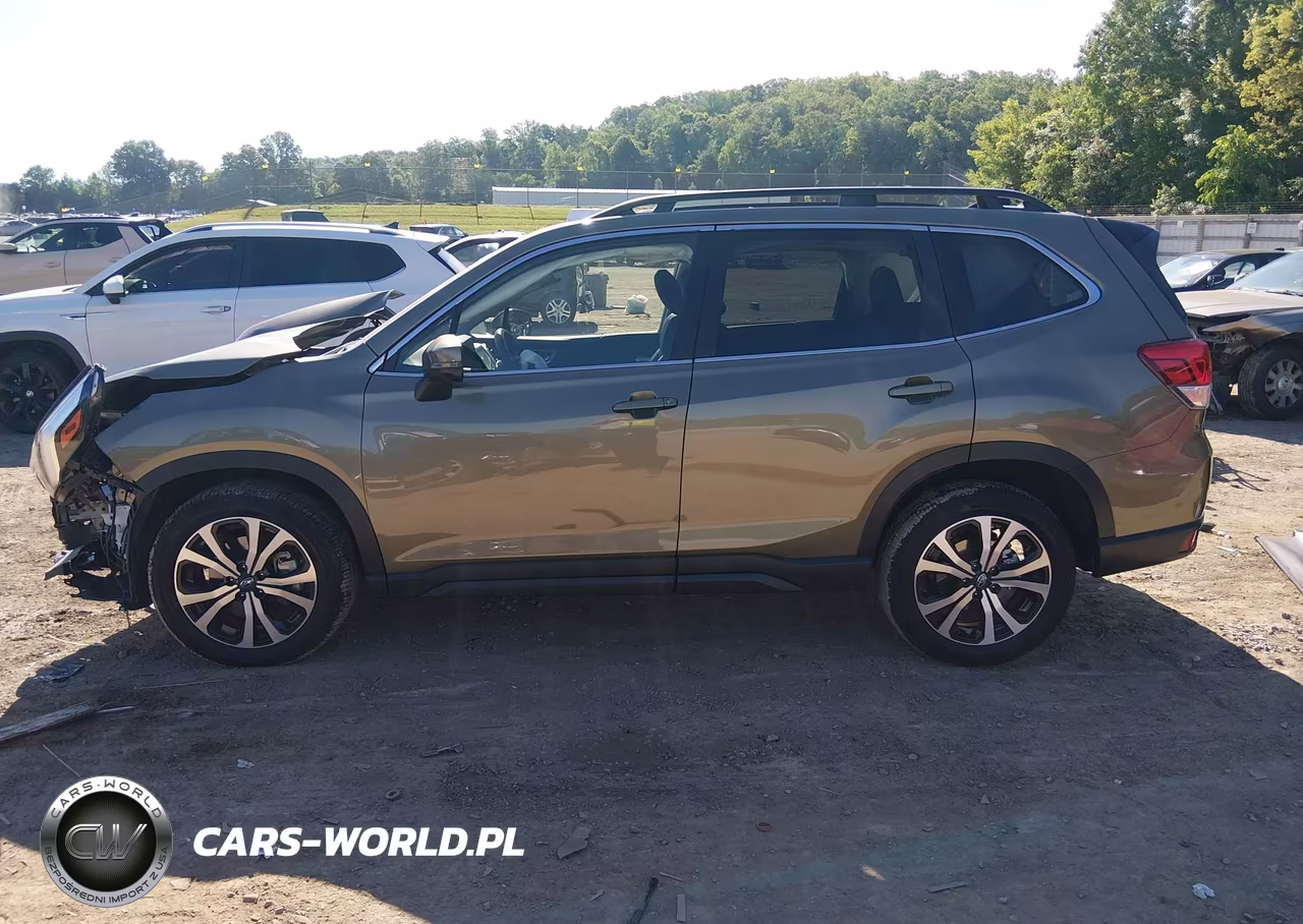 2024 Subaru Forester Limited VIN:JF2SKALCXRH455677 - 15