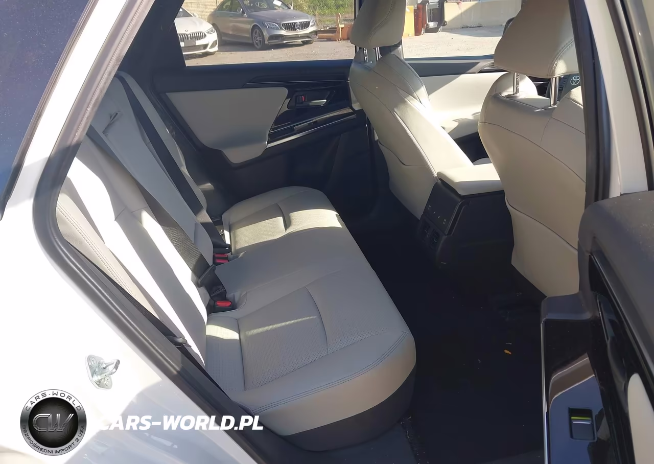 2023 Toyota Bz4X Limited VIN:JTMABABA9PA004028 - 8