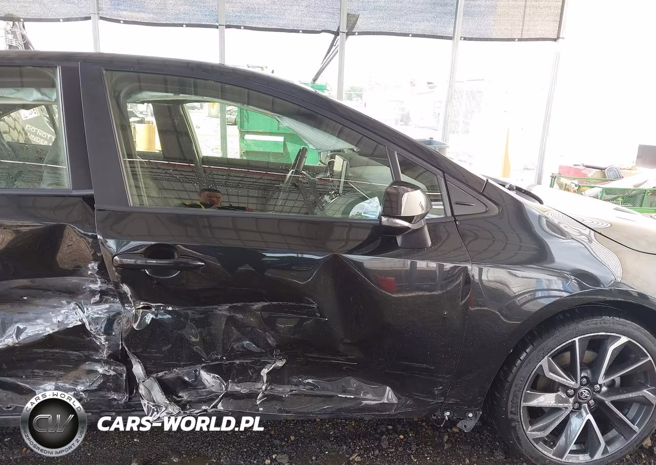 2020 Toyota Corolla Xse VIN:JTDT4RCE8LJ044243 - 17