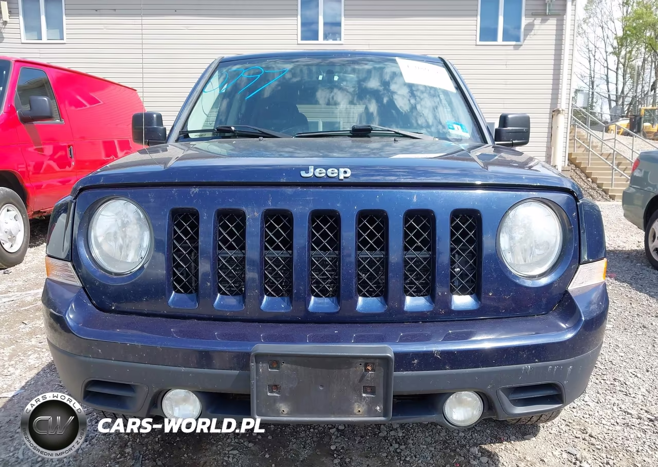 2014 Jeep Patriot Latitude VIN:1C4NJRFB9ED689584 - 12