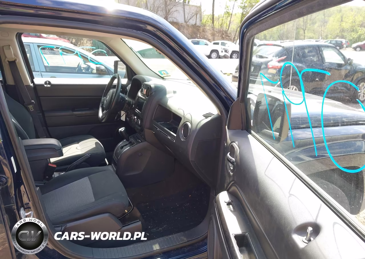 2014 Jeep Patriot Latitude VIN:1C4NJRFB9ED689584 - 5