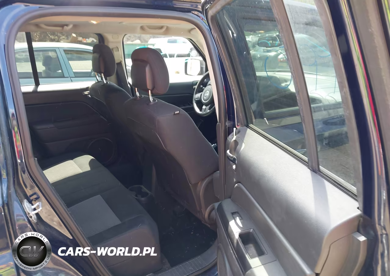 2014 Jeep Patriot Latitude VIN:1C4NJRFB9ED689584 - 8