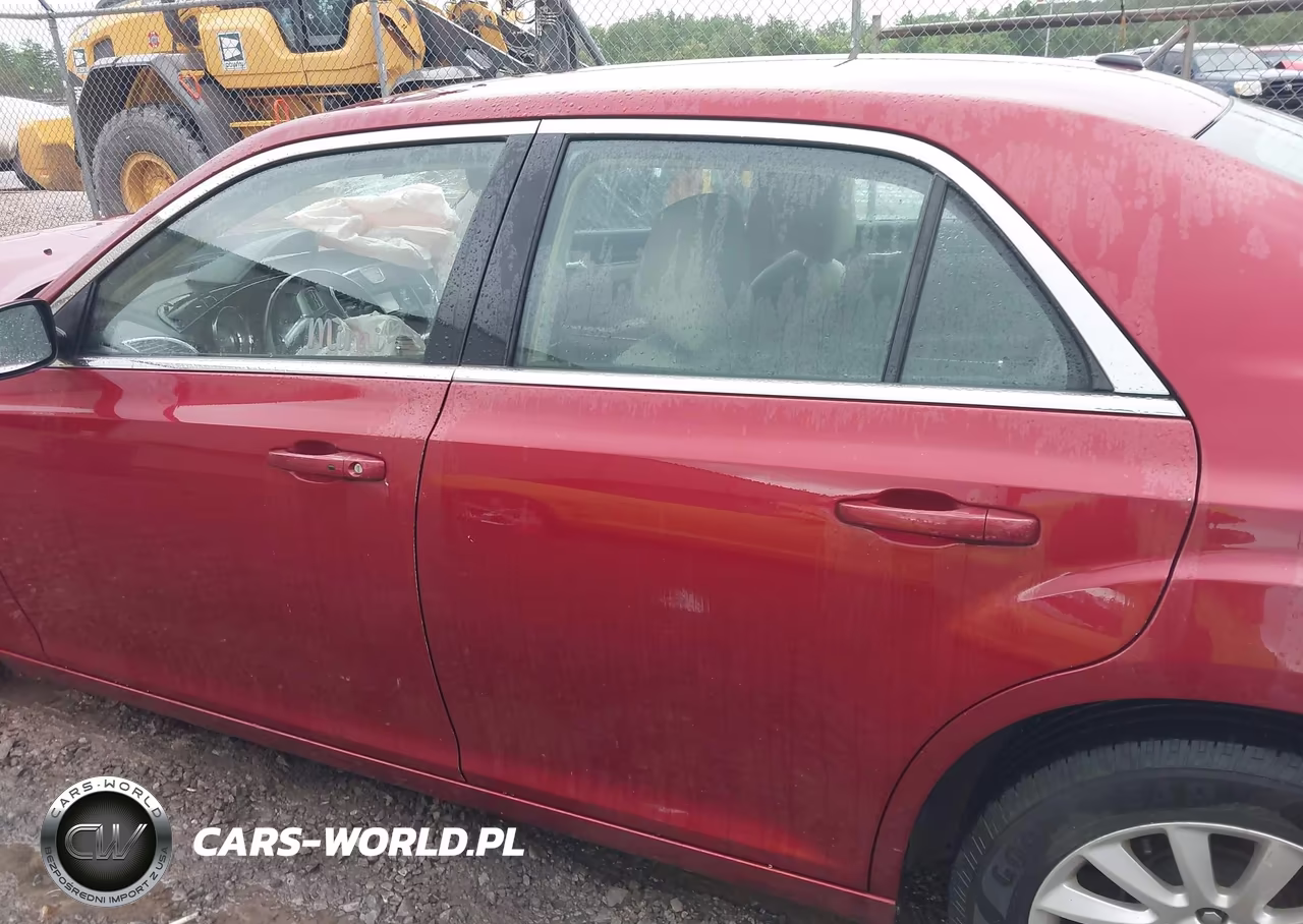 2012 Chrysler 300 VIN:2C3CCAAG2CH138696 - 15