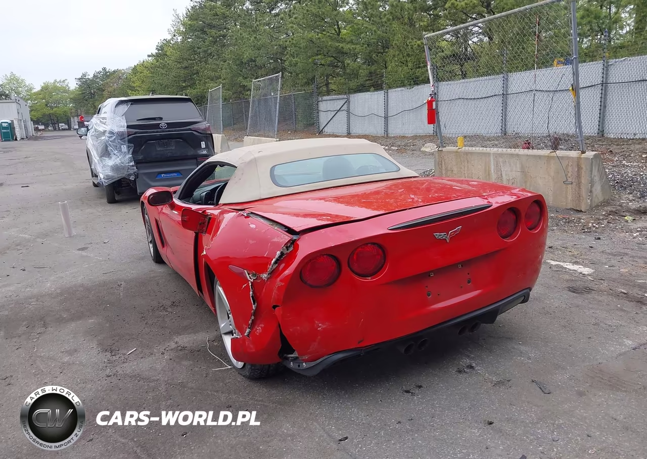 2005 Chevrolet Corvette VIN:1G1YY34U355129735 - 3