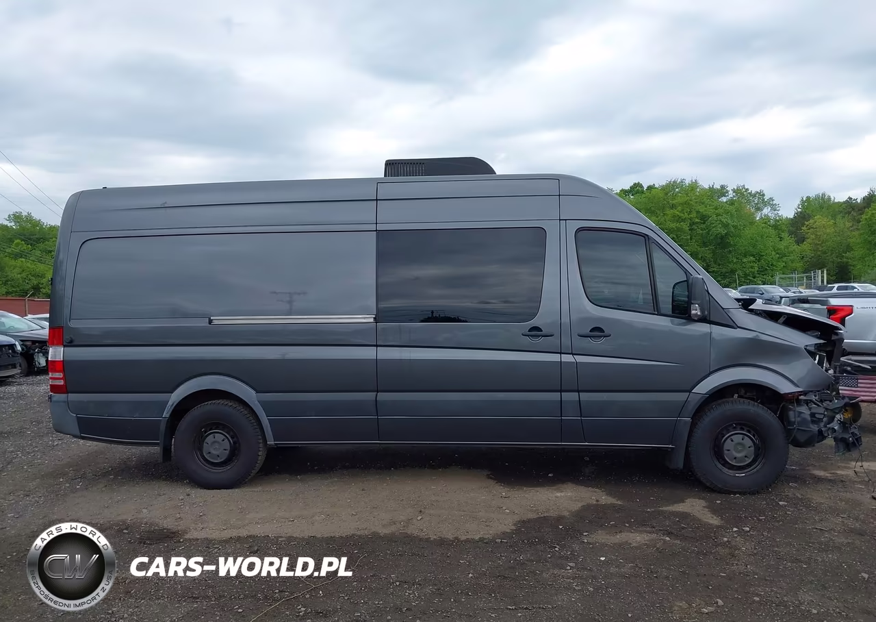 2017 Mercedes-Benz Sprinter 2500 High Roof V6 VIN:WD4PE8CD2HP376236 - 13