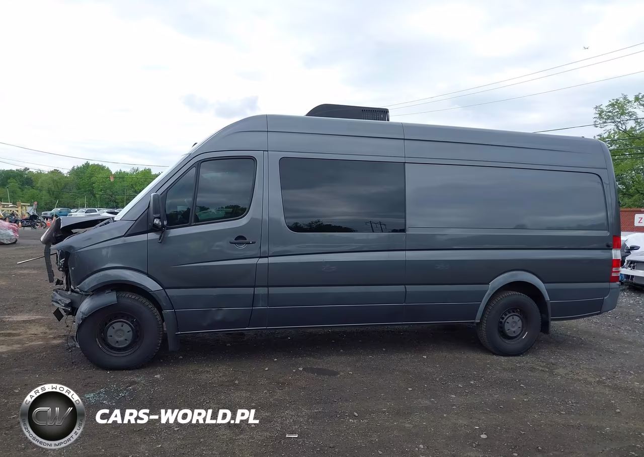 2017 Mercedes-Benz Sprinter 2500 High Roof V6 VIN:WD4PE8CD2HP376236 - 14