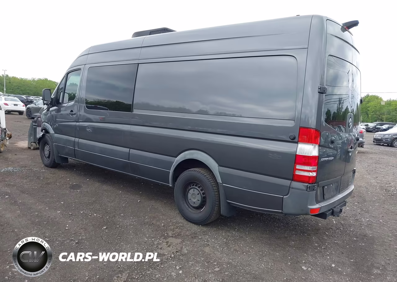2017 Mercedes-Benz Sprinter 2500 High Roof V6 VIN:WD4PE8CD2HP376236 - 3