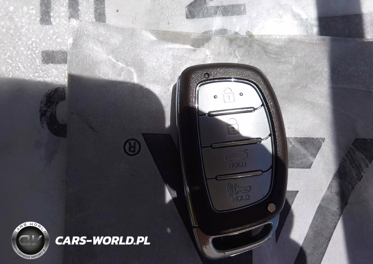 2019 Hyundai Elantra Value Edition VIN:5NPD84LF5KH475912 - 11