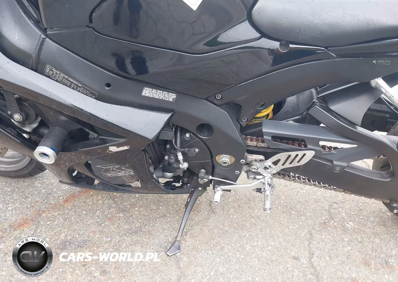 2007 Suzuki Gsx-R1000 VIN:JS1GT77A072106356 - 9
