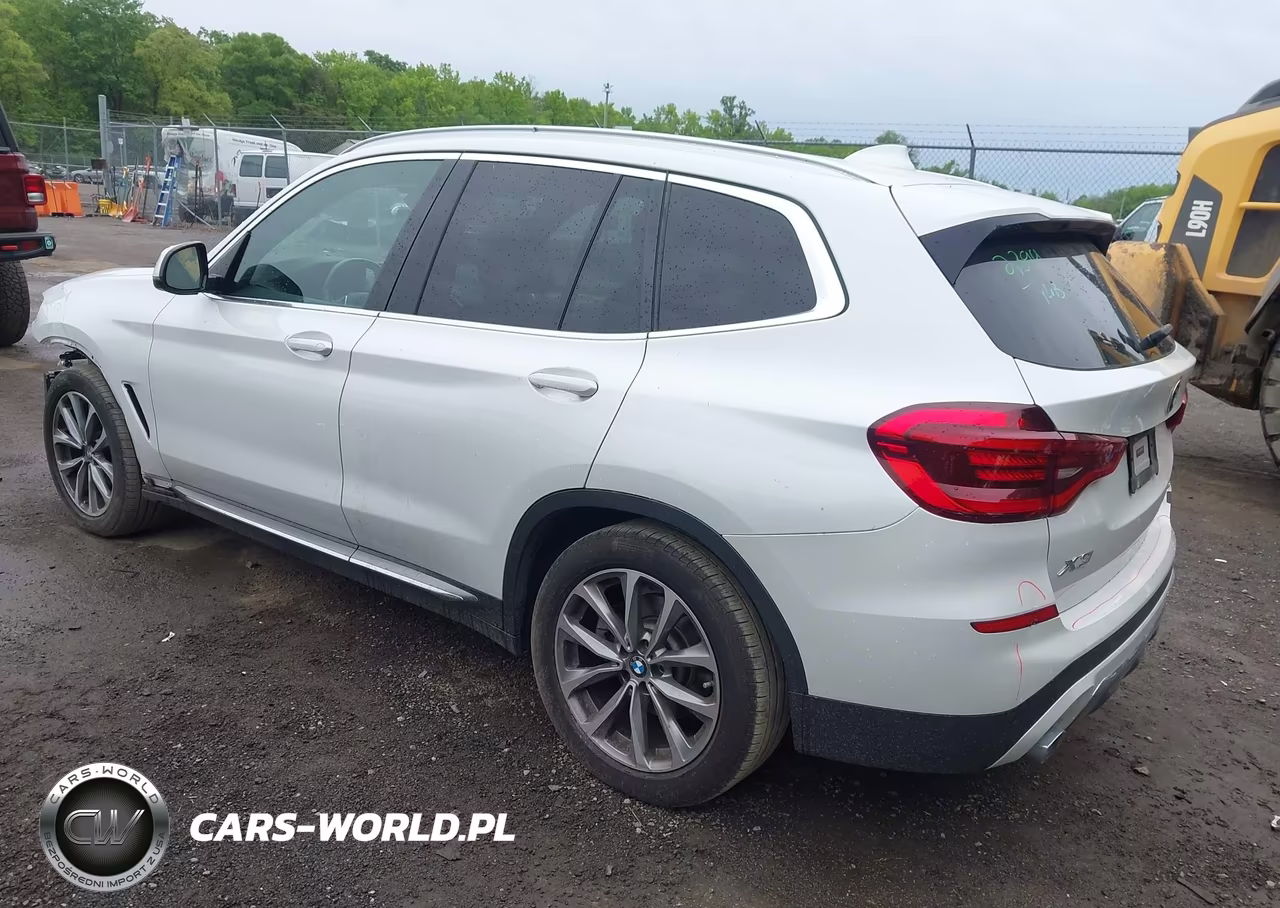 2019 BMW X3 xDrive30I VIN:5UXTR9C52KLP76628 - 3