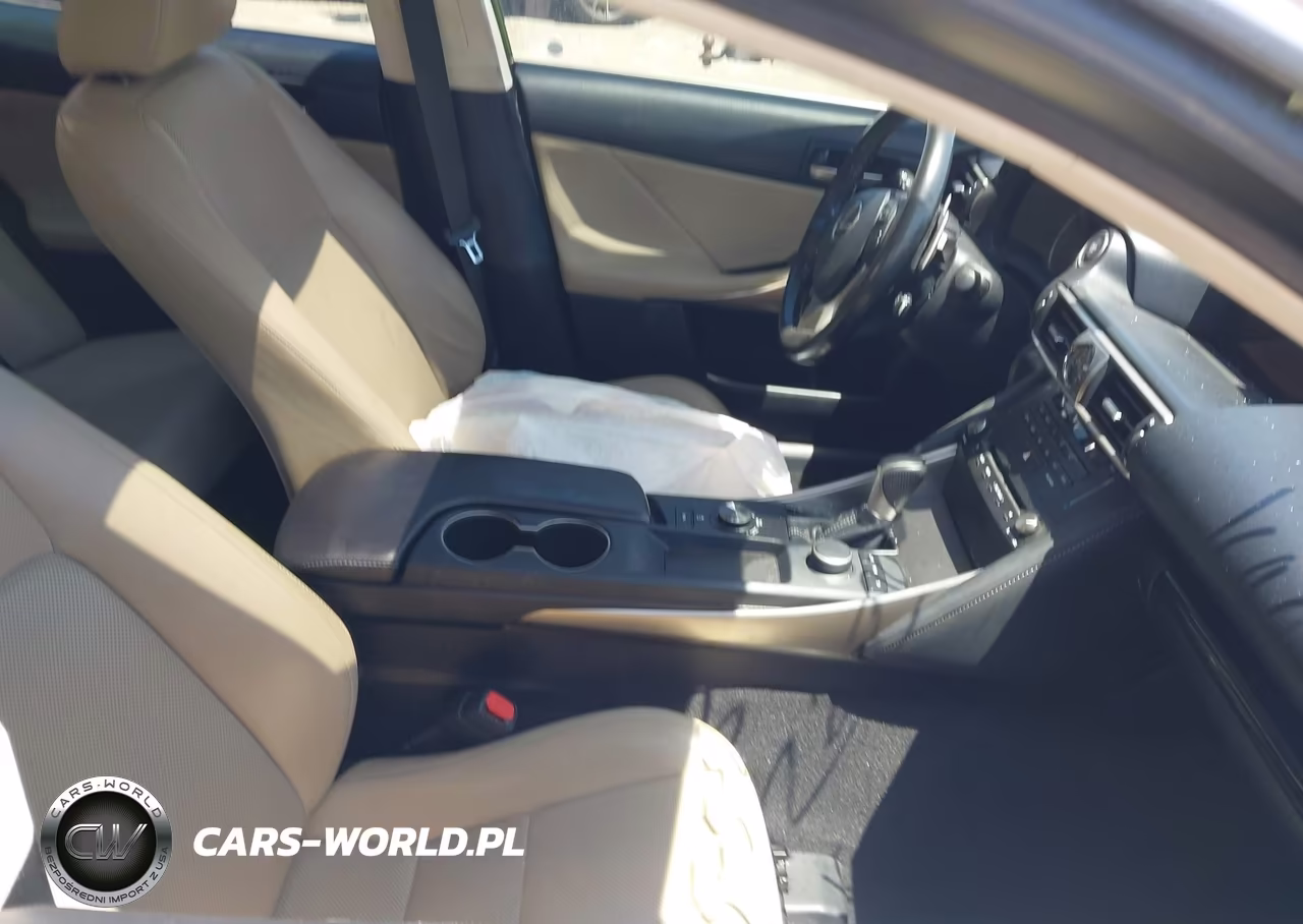 2018 Lexus Is 300 VIN:JTHBA1D25J5069082 - 5