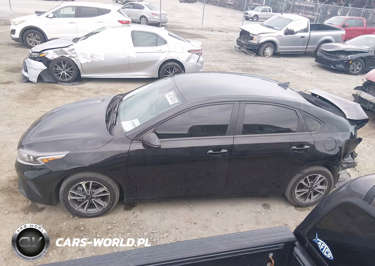 2023 Kia Forte Lxs VIN:3KPF24AD6PE659036 - 14