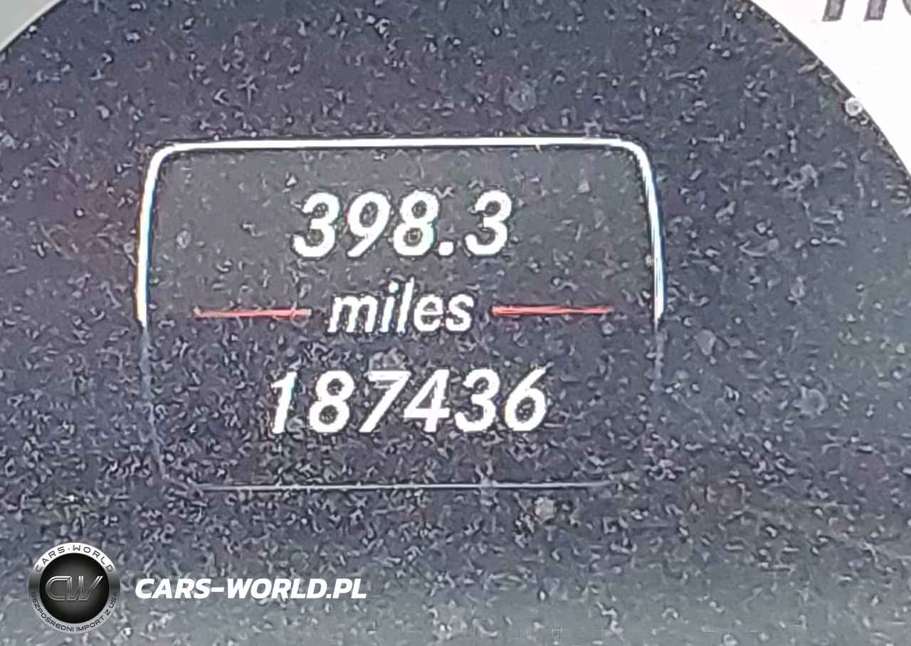 2016 Mercedes-Benz E 400 4Matic VIN:WDDKJ6HB1GF317202 - 15