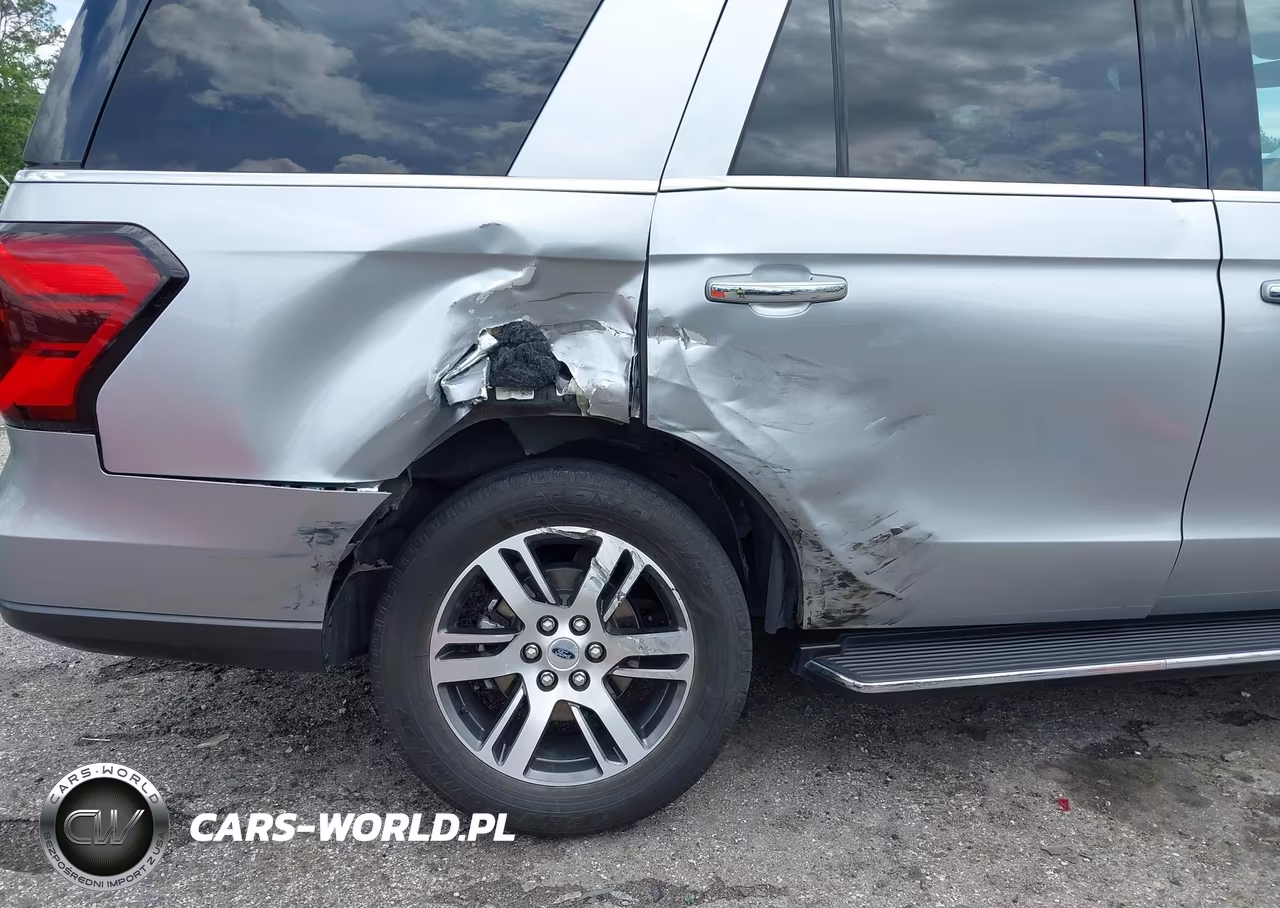 2023 Ford Expedition Limited VIN:1FMJU1K82PEA50361 - 6