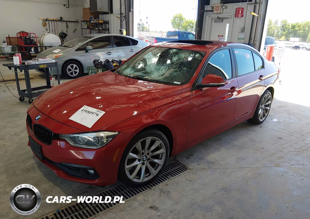 2018 BMW 320I xDrive VIN:WBA8E5G56JNU47887 - 2
