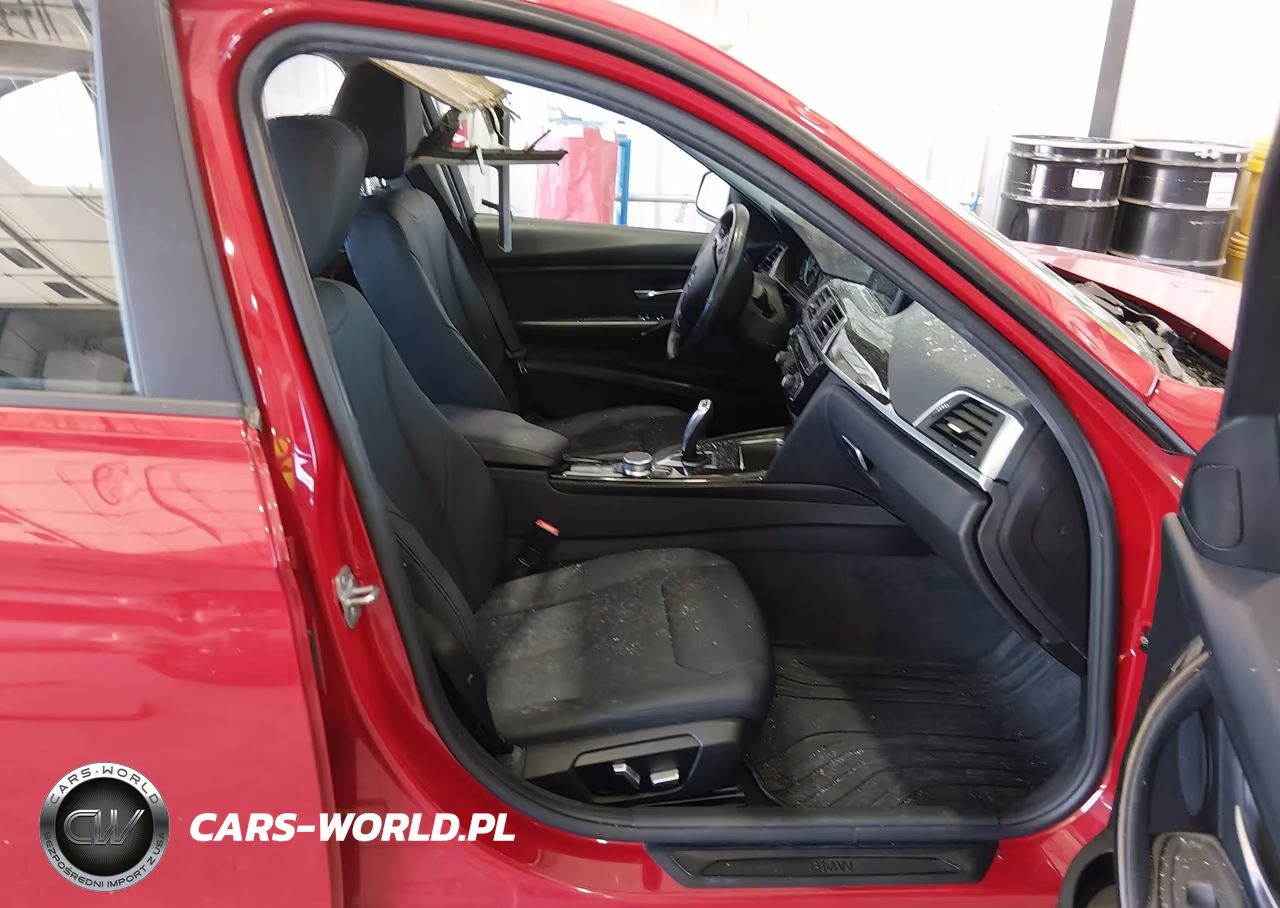 2018 BMW 320I xDrive VIN:WBA8E5G56JNU47887 - 5