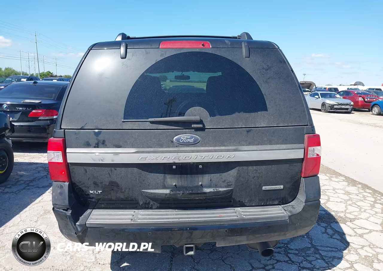 2017 Ford Expedition Xlt VIN:1FMJU1HT2HEA63219 - 17