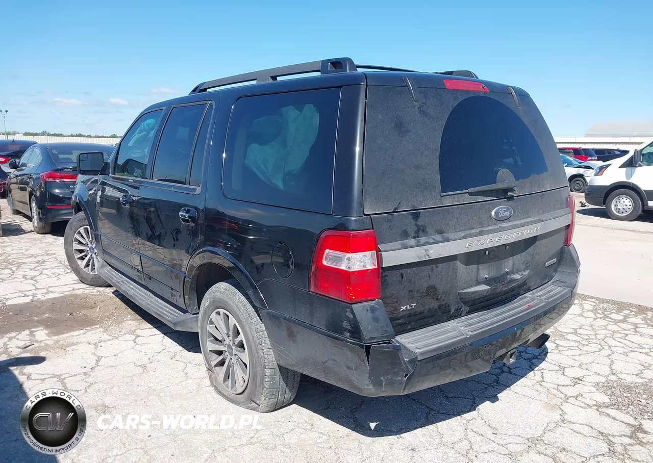 2017 Ford Expedition Xlt VIN:1FMJU1HT2HEA63219 - 3