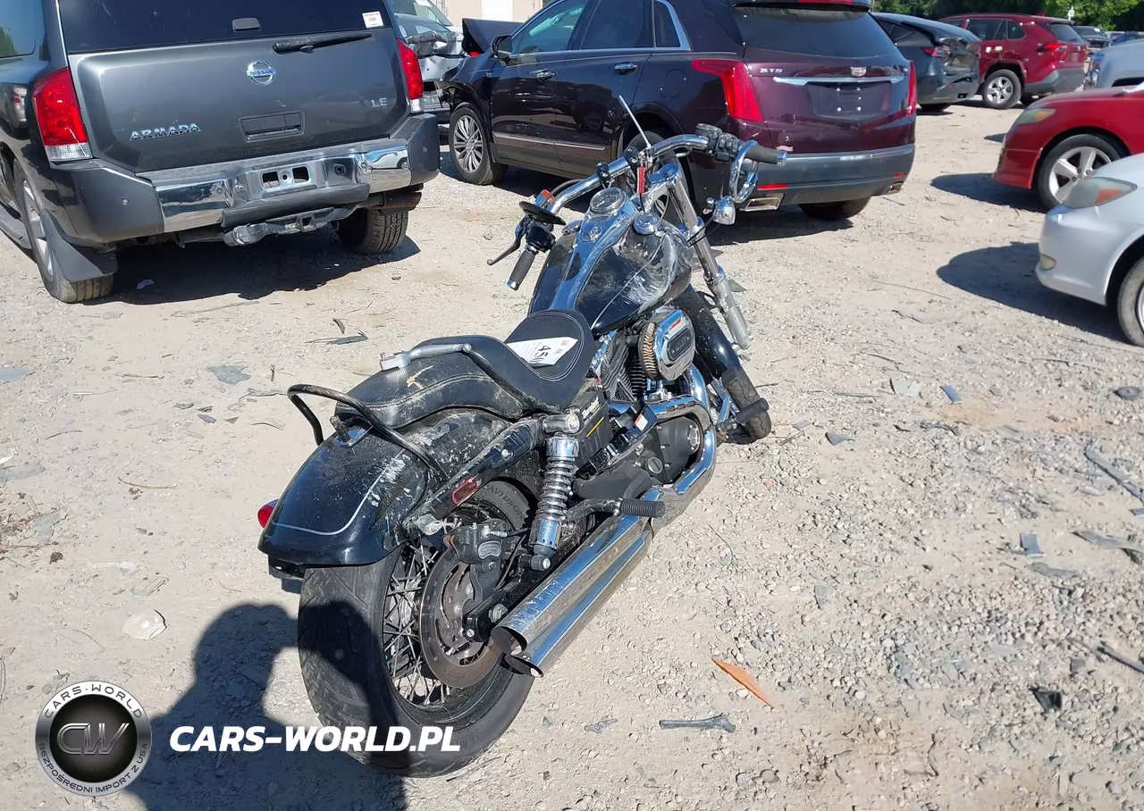 2017 Harley-Davidson Fxdwg Dyna Wide Glide VIN:1HD1GPM39HC322111 - 3