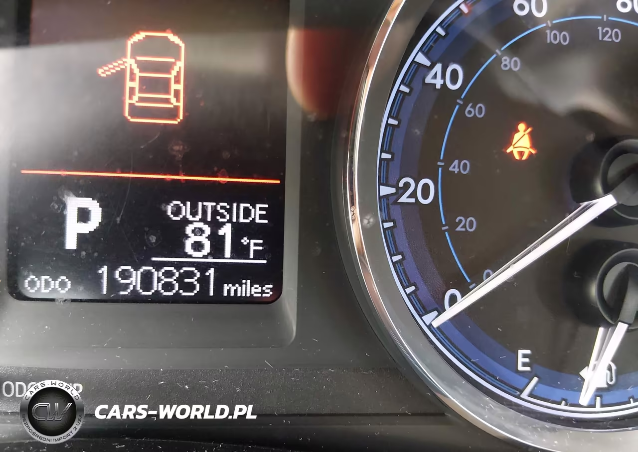 2017 Toyota Corolla Le VIN:5YFBURHE7HP587266 - 15