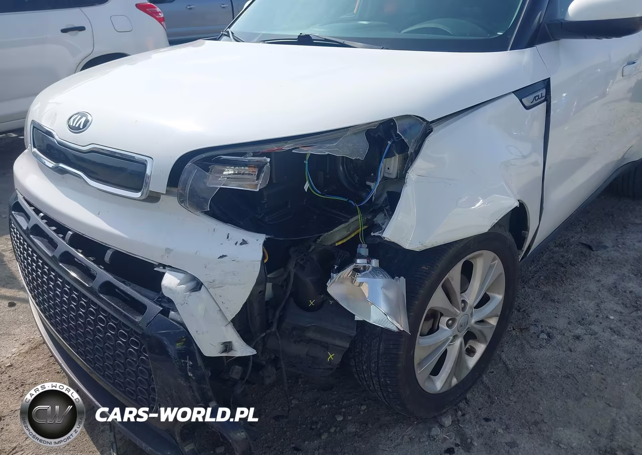 2016 Kia Soul + VIN:KNDJP3A59G7342754 - 6