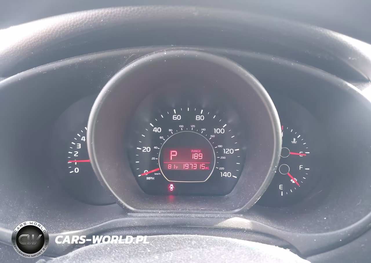 2016 Kia Soul + VIN:KNDJP3A59G7342754 - 7