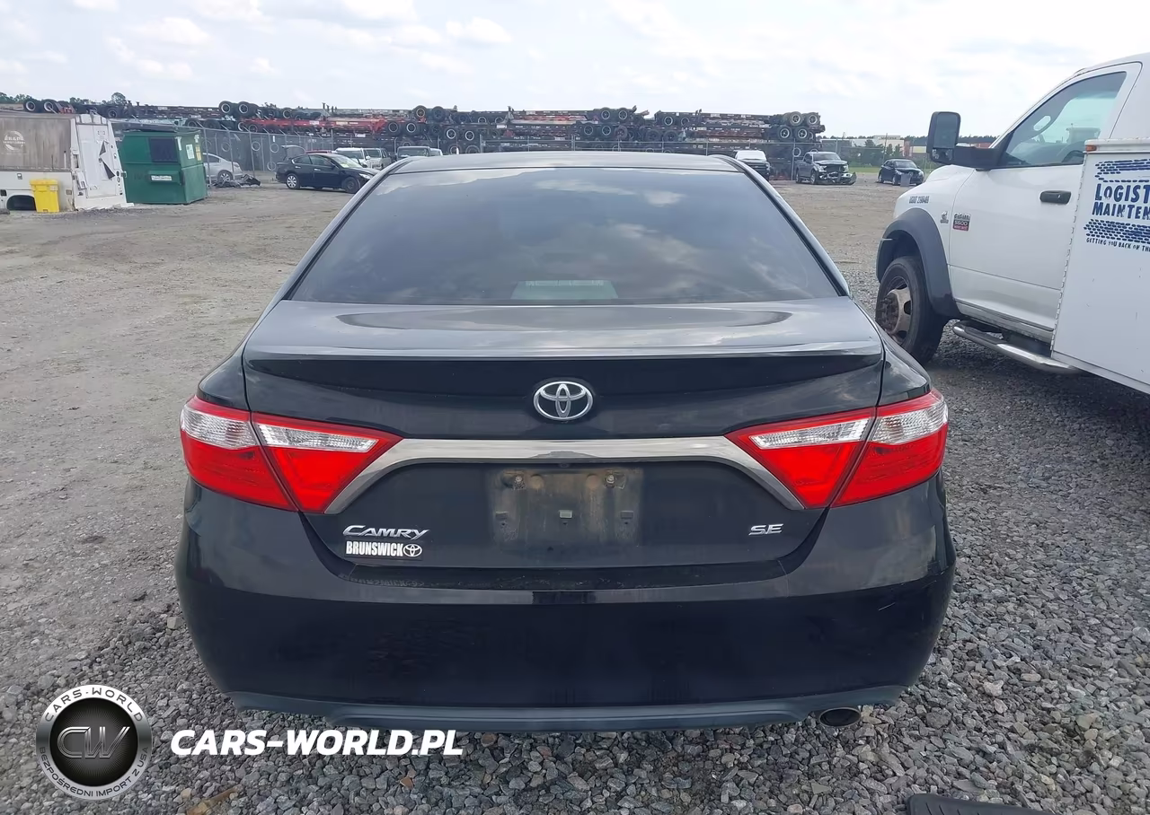2017 Toyota Camry Se VIN:4T1BF1FK6HU725608 - 16