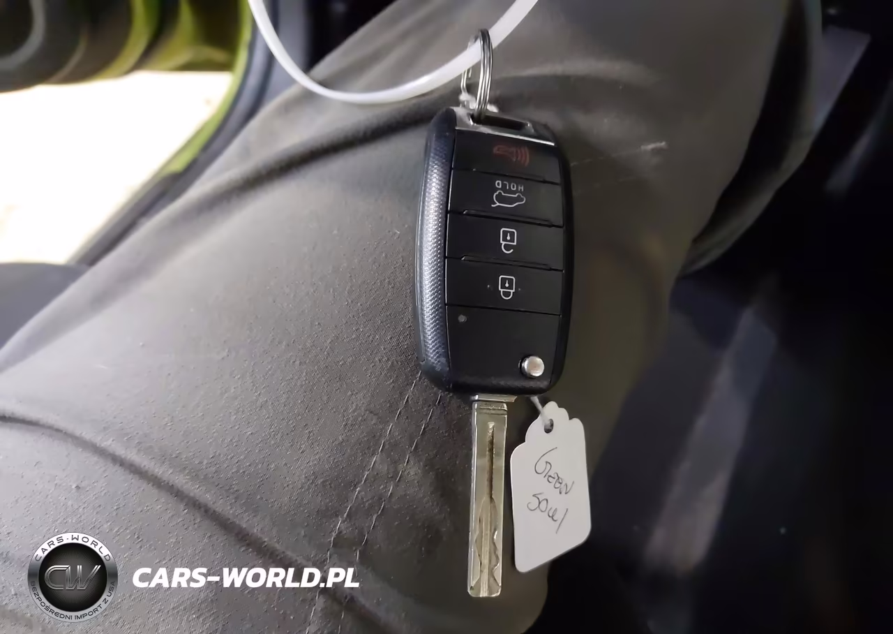 2018 Kia Soul VIN:KNDJN2A20J7902349 - 11