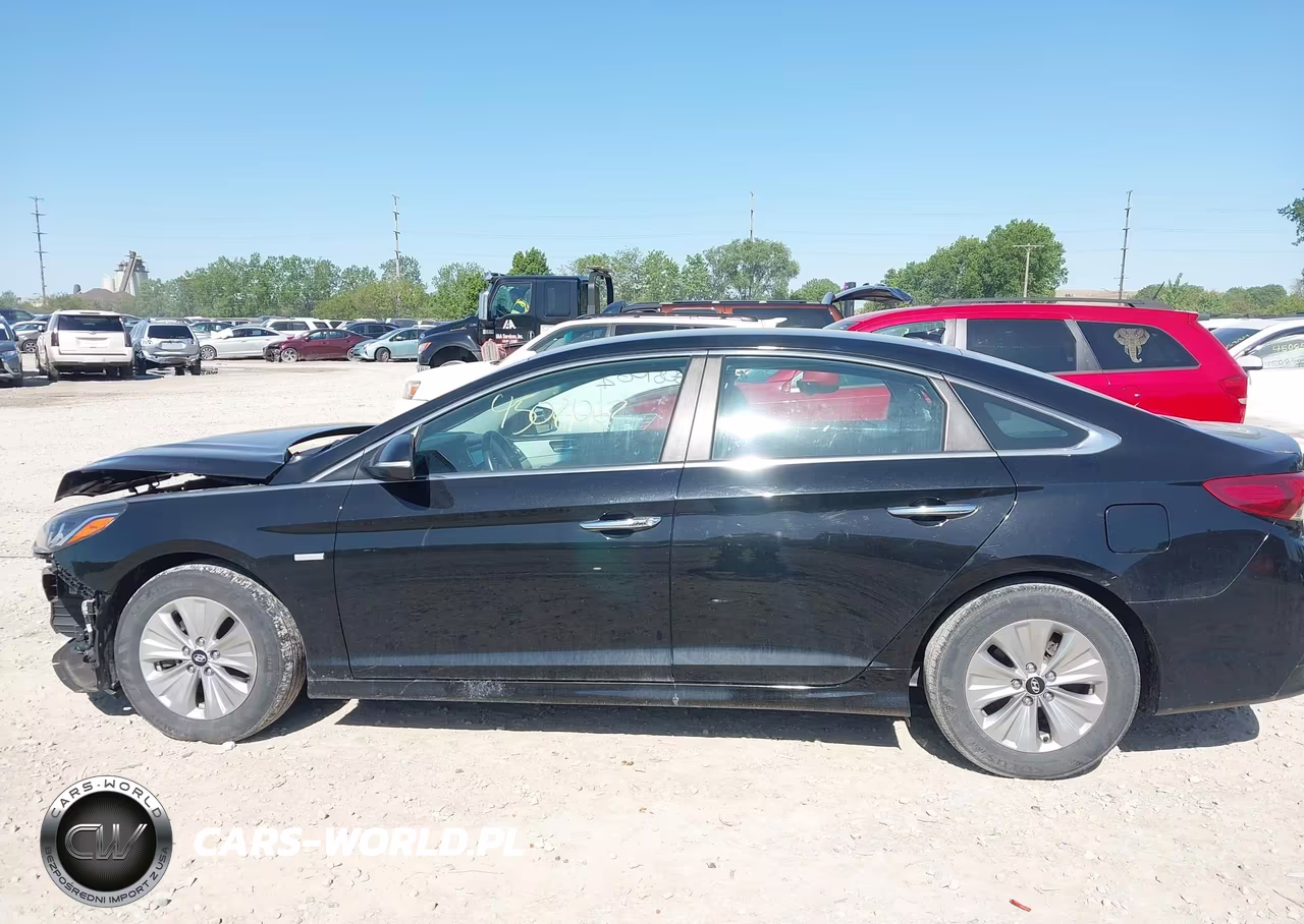2018 Hyundai Sonata Hybrid Se VIN:KMHE24L30JA078850 - 15