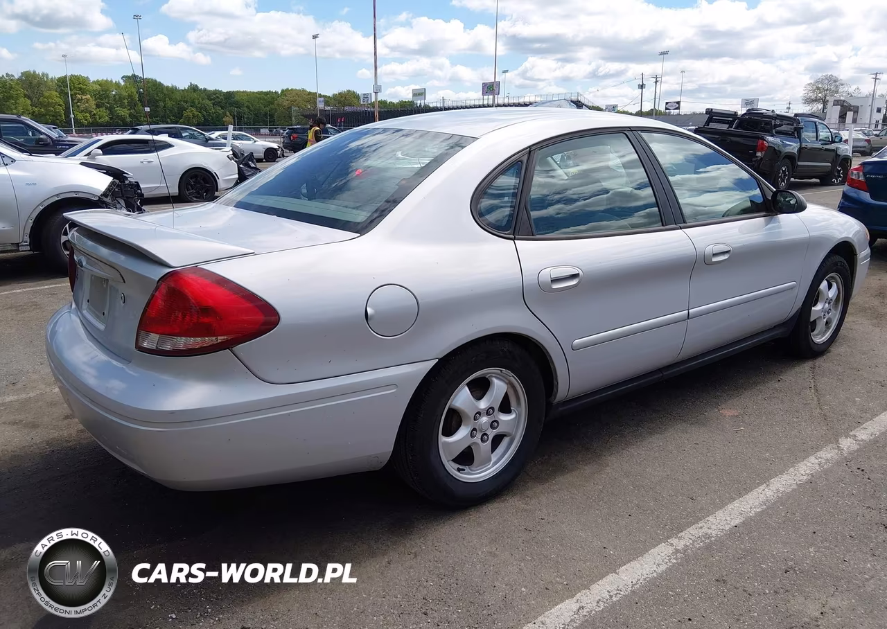 2007 Ford Taurus Se VIN:1FAFP53U97A204114 - 4