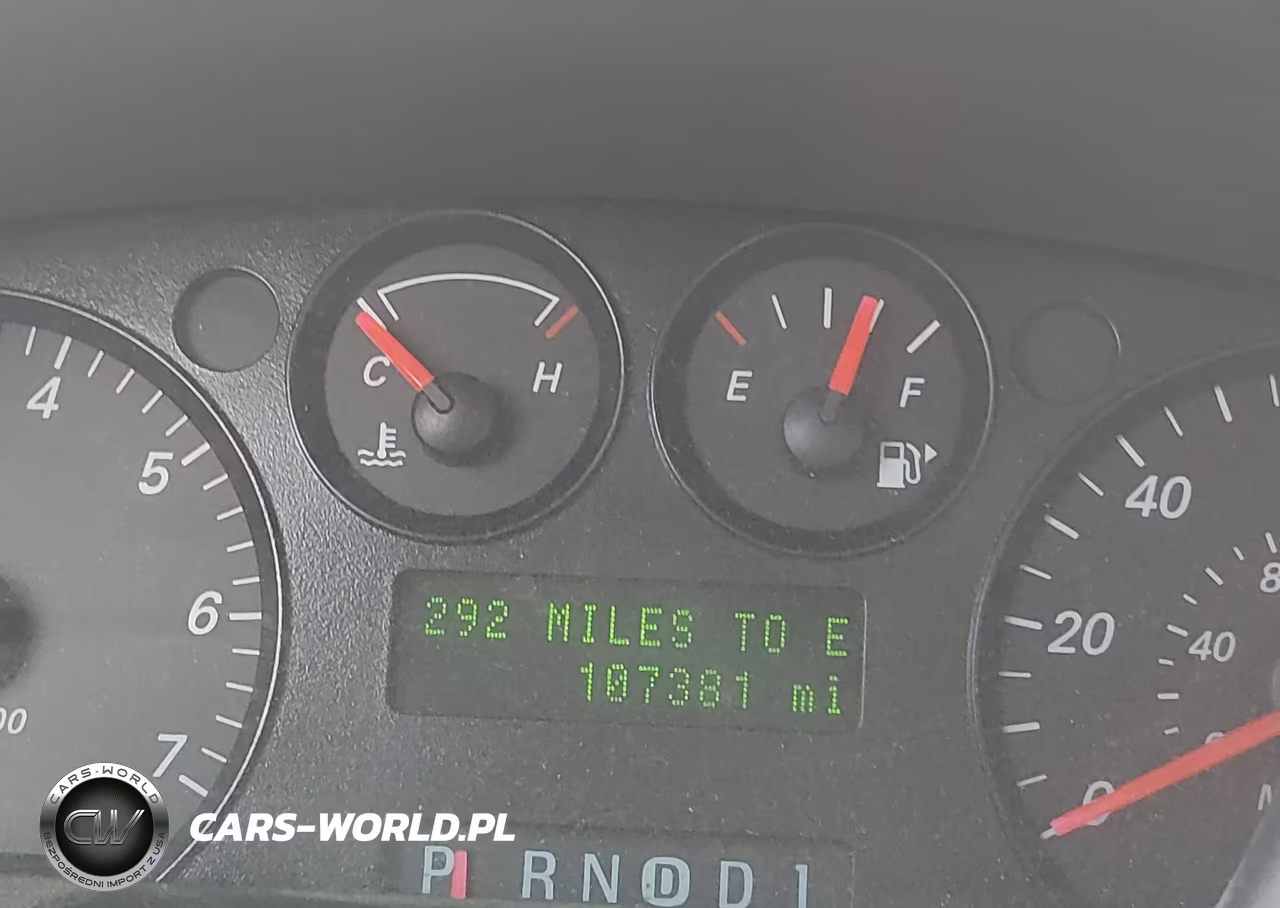 2007 Ford Taurus Se VIN:1FAFP53U97A204114 - 7