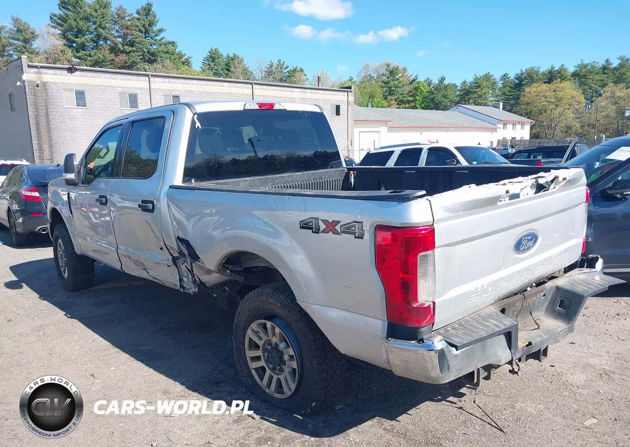2017 Ford F-250 Xlt VIN:1FT7W2B6XHEC10369 - 14