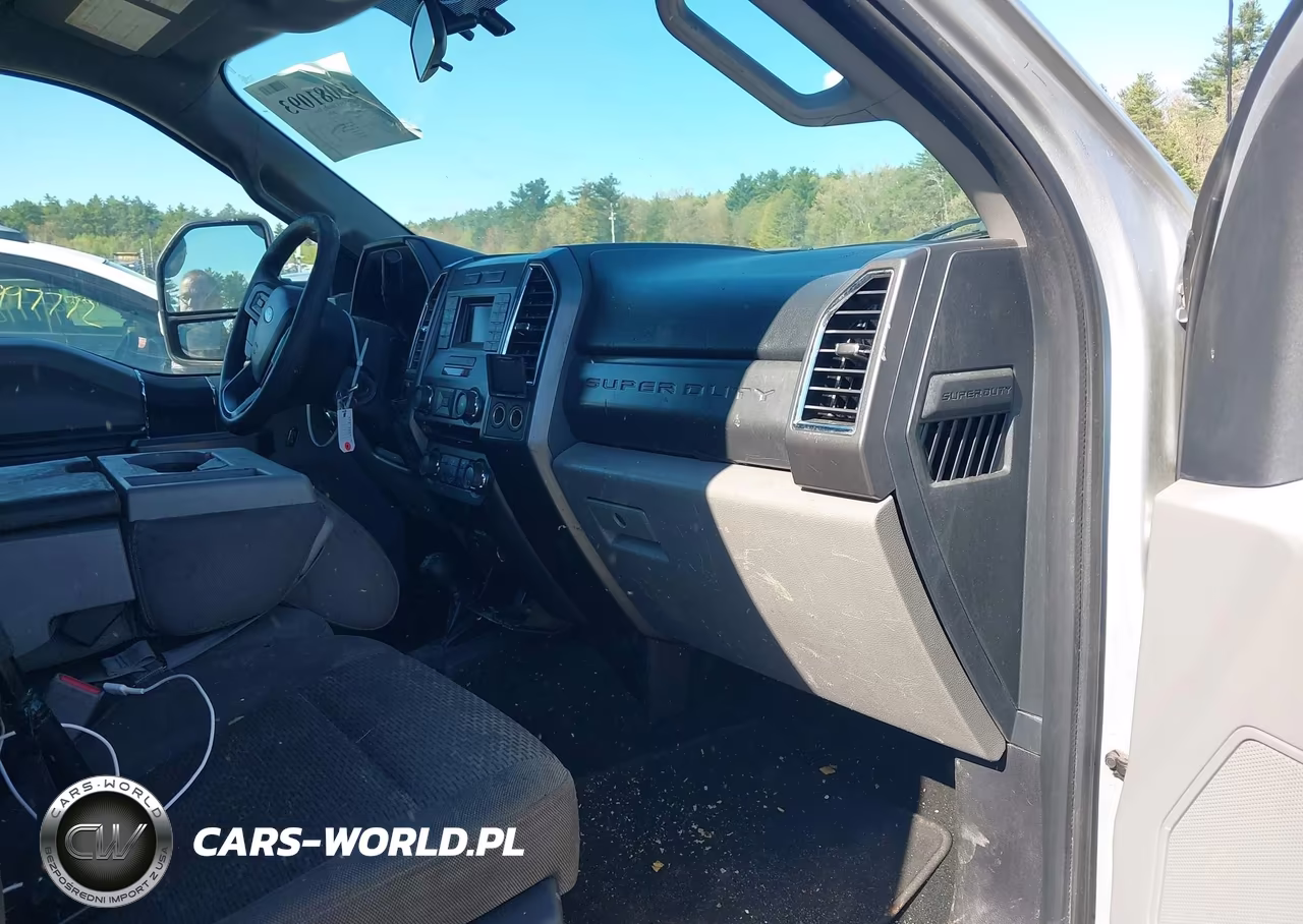 2017 Ford F-250 Xlt VIN:1FT7W2B6XHEC10369 - 5