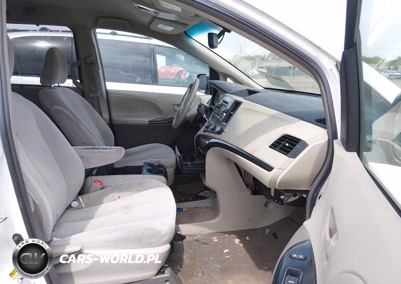 2011 Toyota Sienna Le V6 VIN:5TDKK3DC2BS161801 - 5