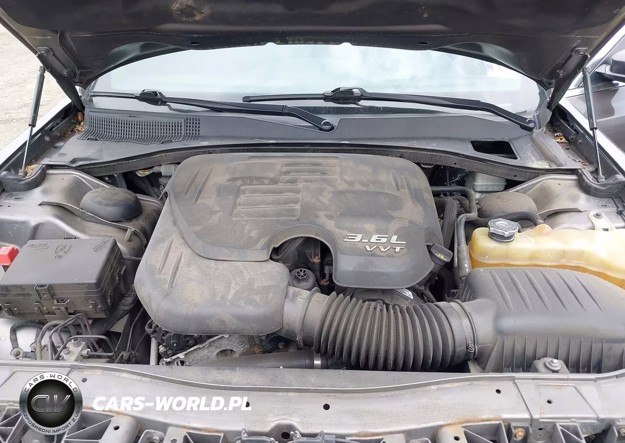 2014 Chrysler 300 VIN:2C3CCARG8EH146552 - 10