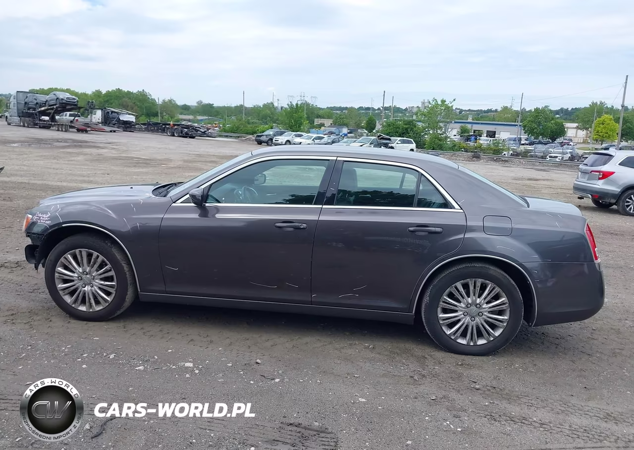 2014 Chrysler 300 VIN:2C3CCARG8EH146552 - 13