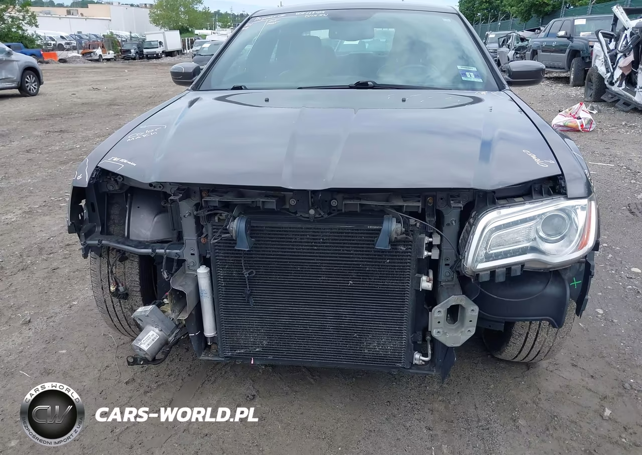 2014 Chrysler 300 VIN:2C3CCARG8EH146552 - 6