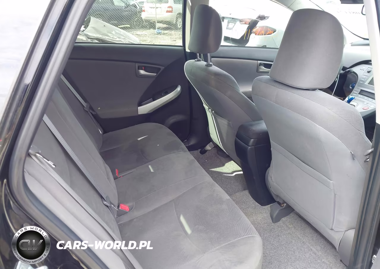 2012 Toyota Prius Two VIN:JTDKN3DU7C5382009 - 8