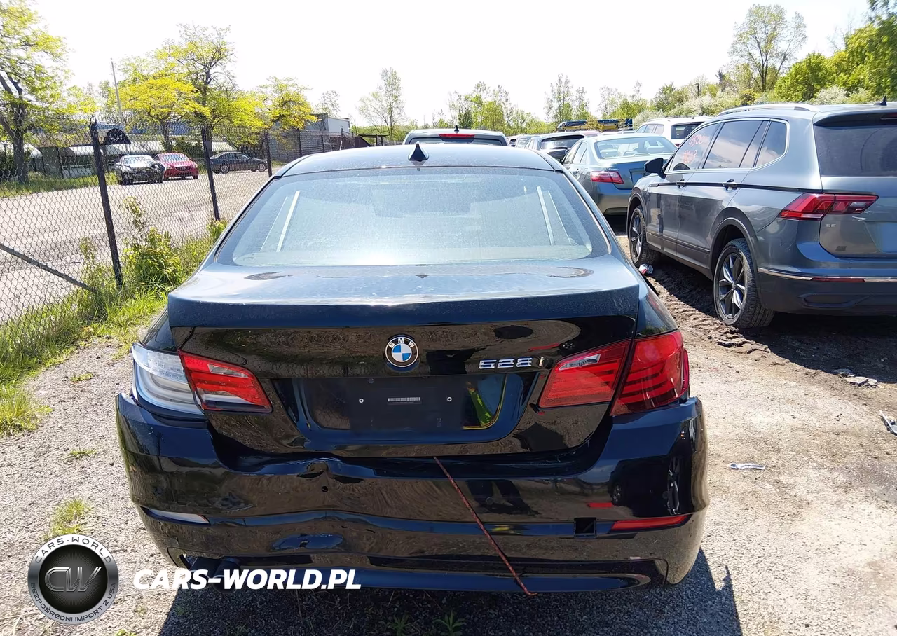 2011 BMW 528I VIN:WBAFR1C59BC741372 - 16
