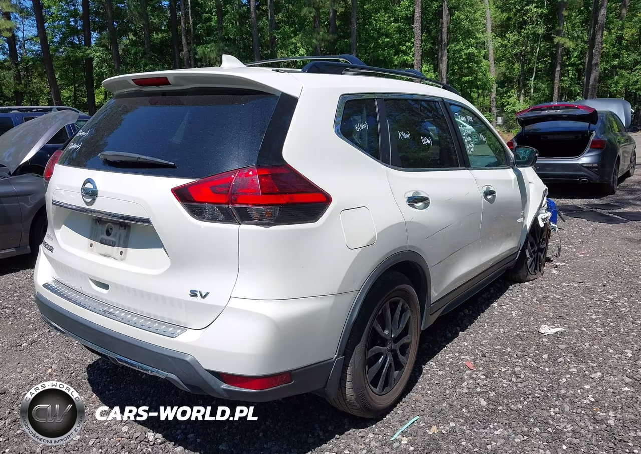 2017 Nissan Rogue Sv VIN:5N1AT2MT0HC803781 - 4