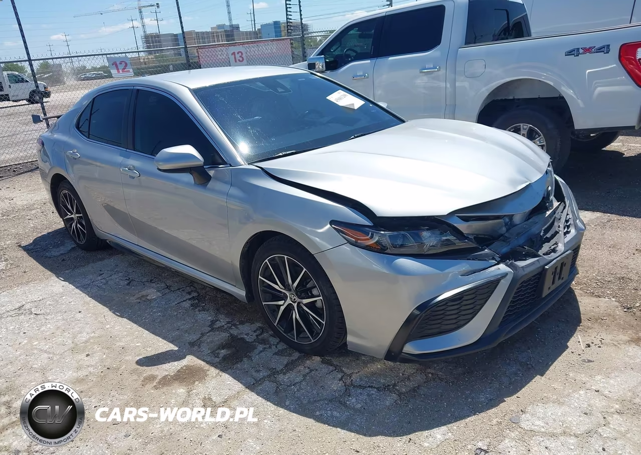 2021 Toyota Camry Se – zdjęcie 1 z 17