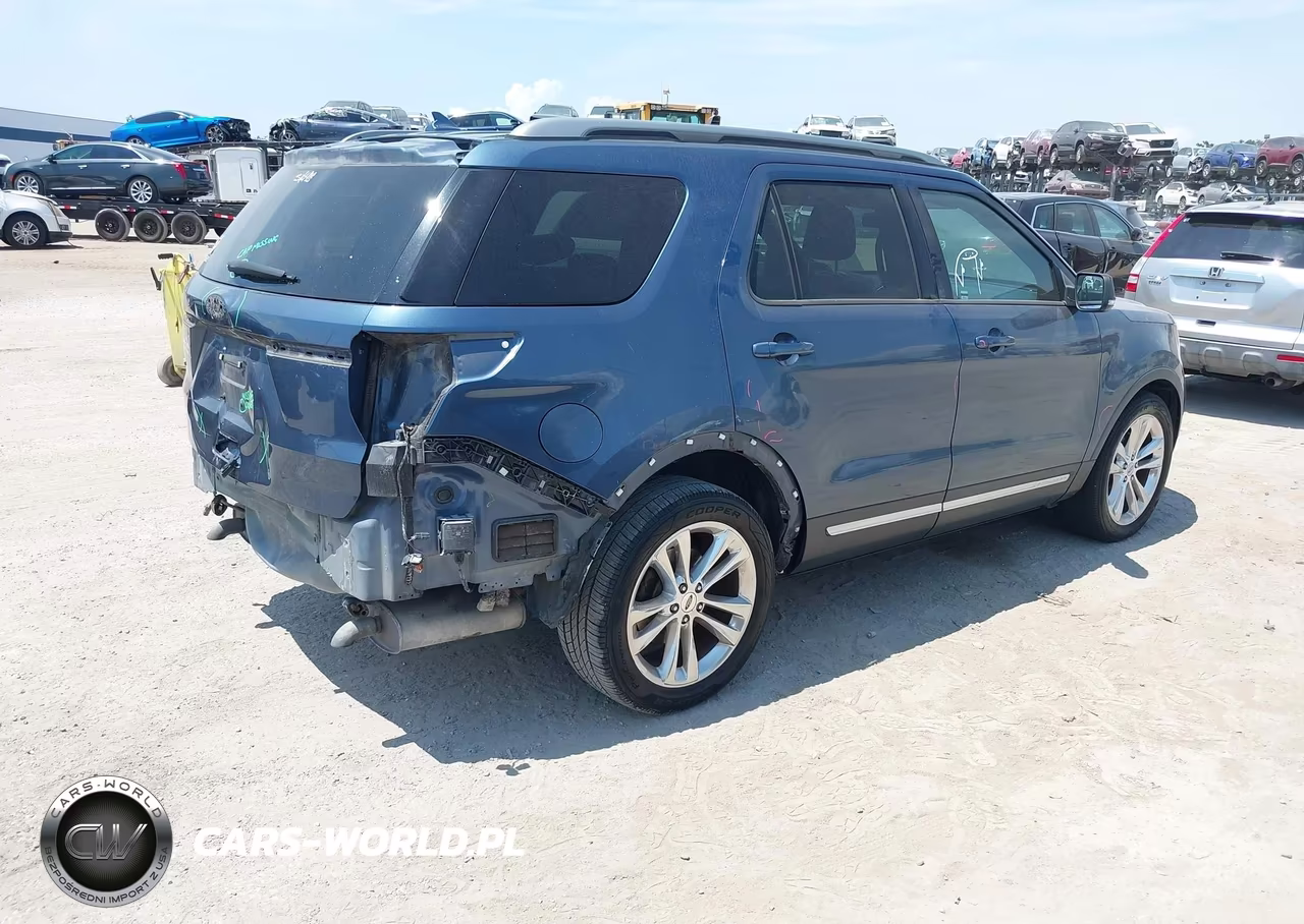 2019 Ford Explorer Xlt VIN:1FM5K7D86KGA44955 - 4