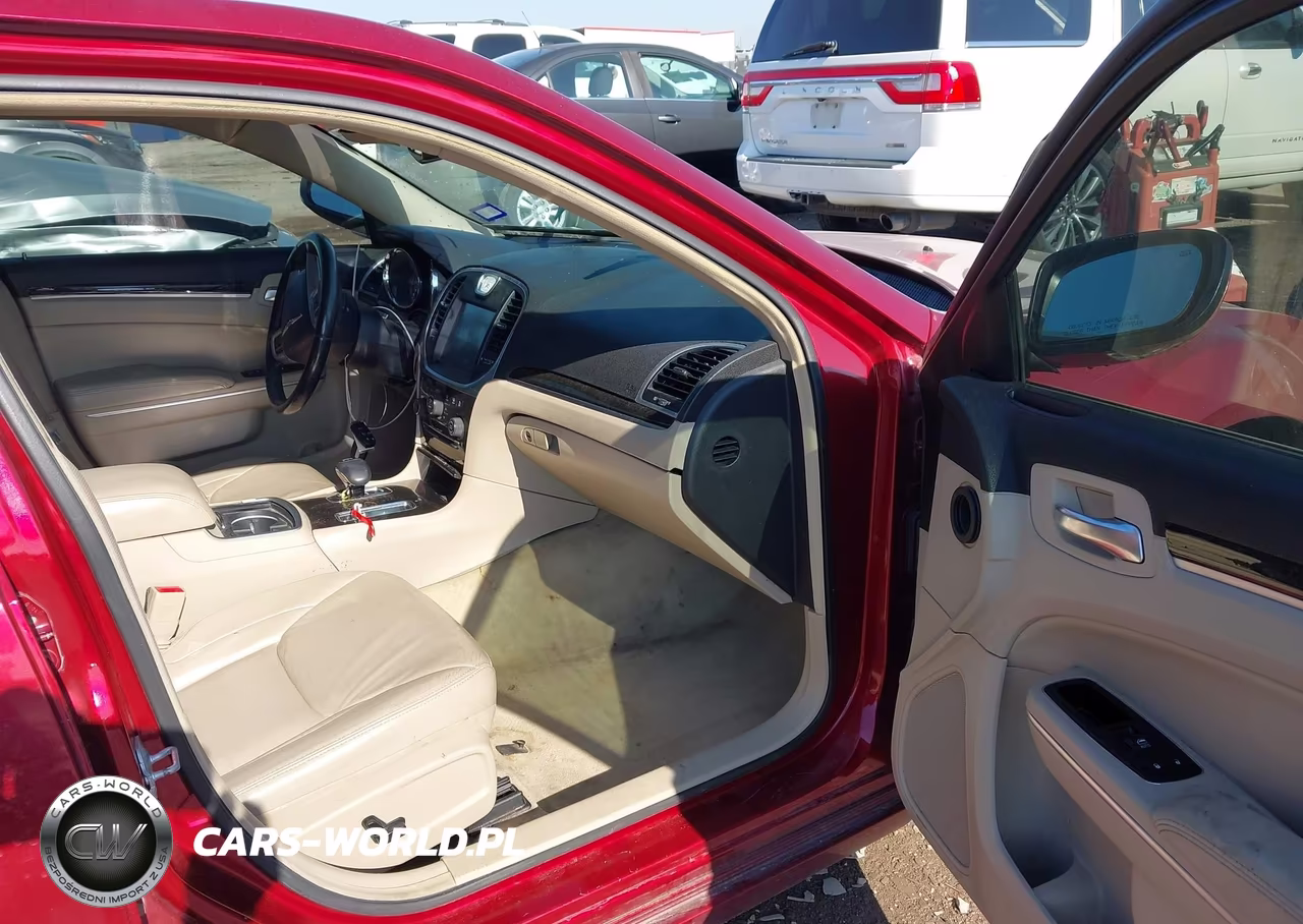 2014 Chrysler 300 VIN:2C3CCAAG3EH272829 - 5