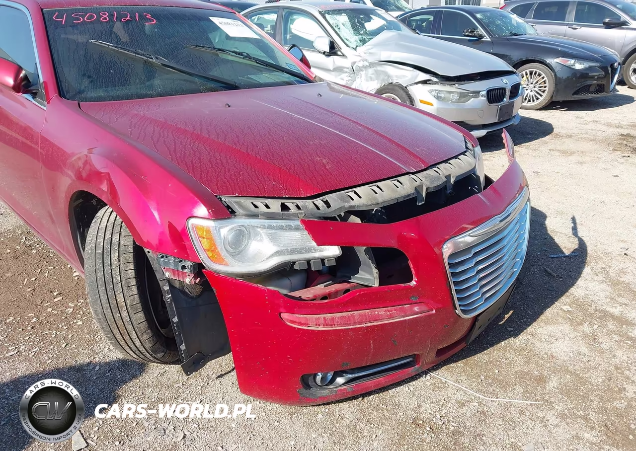 2014 Chrysler 300 VIN:2C3CCAAG3EH272829 - 6