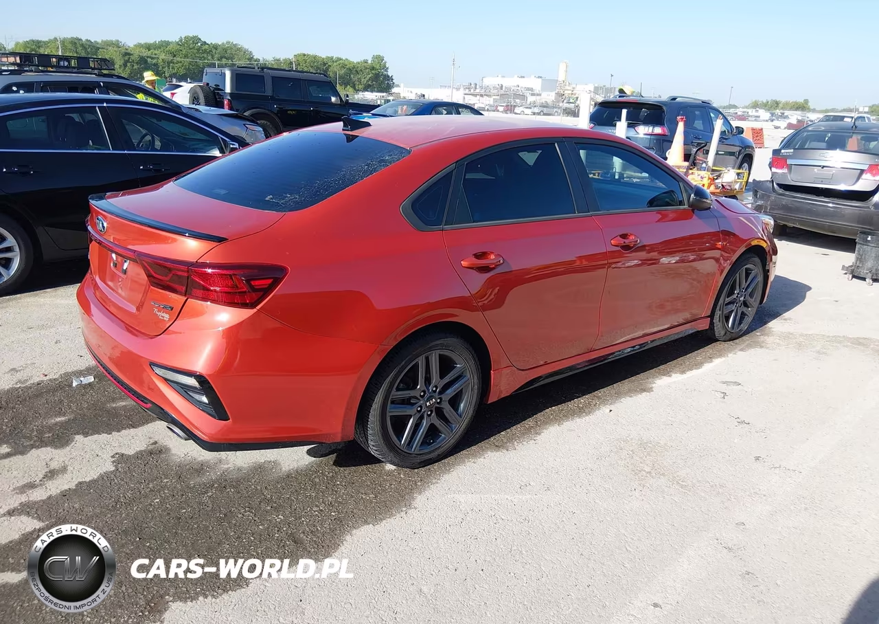 2021 Kia Forte Gt-Line VIN:3KPF34AD1ME385401 - 4