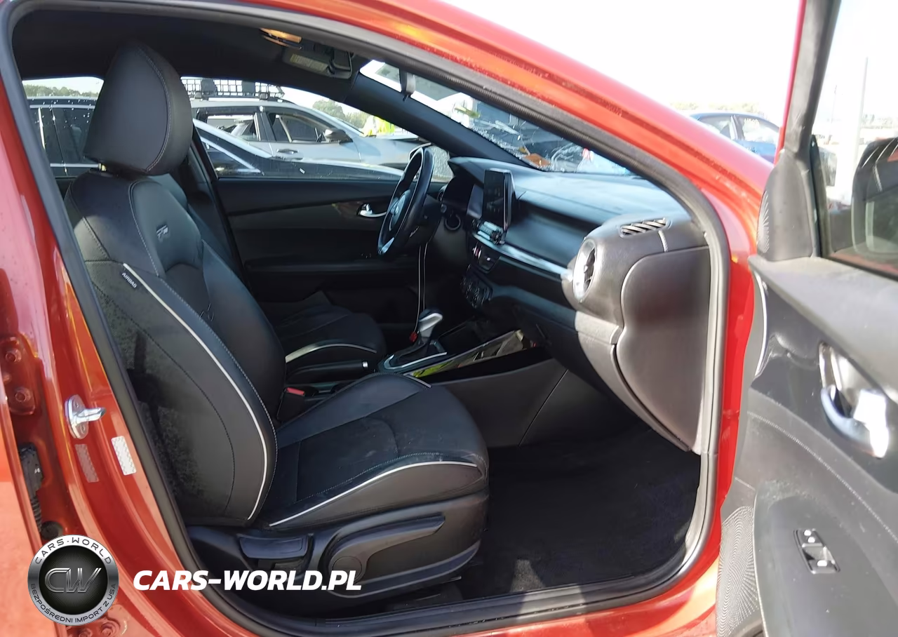 2021 Kia Forte Gt-Line VIN:3KPF34AD1ME385401 - 5
