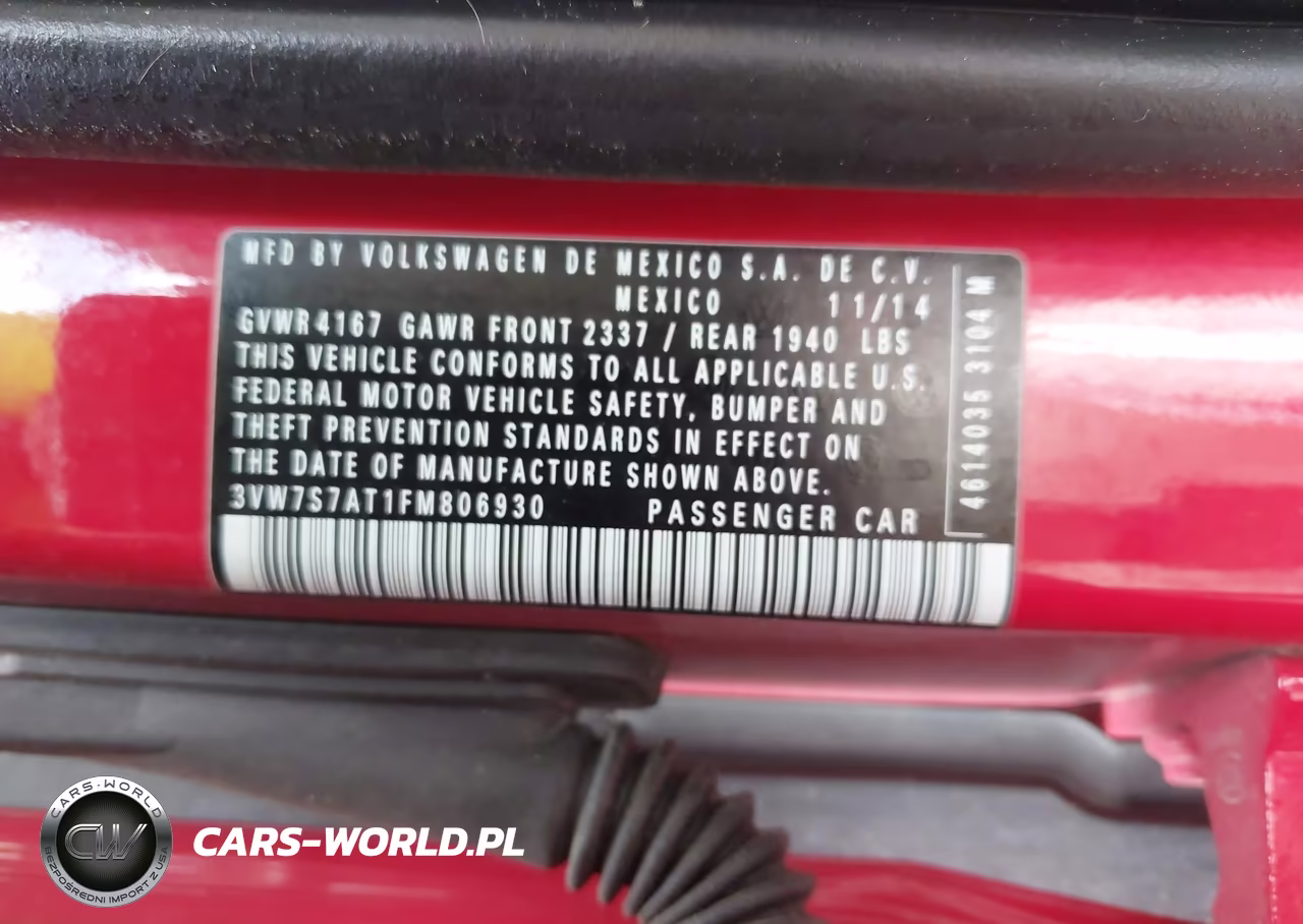 2015 Volkswagen Beetle 2.0T R-Line VIN:3VW7S7AT1FM806930 - 9
