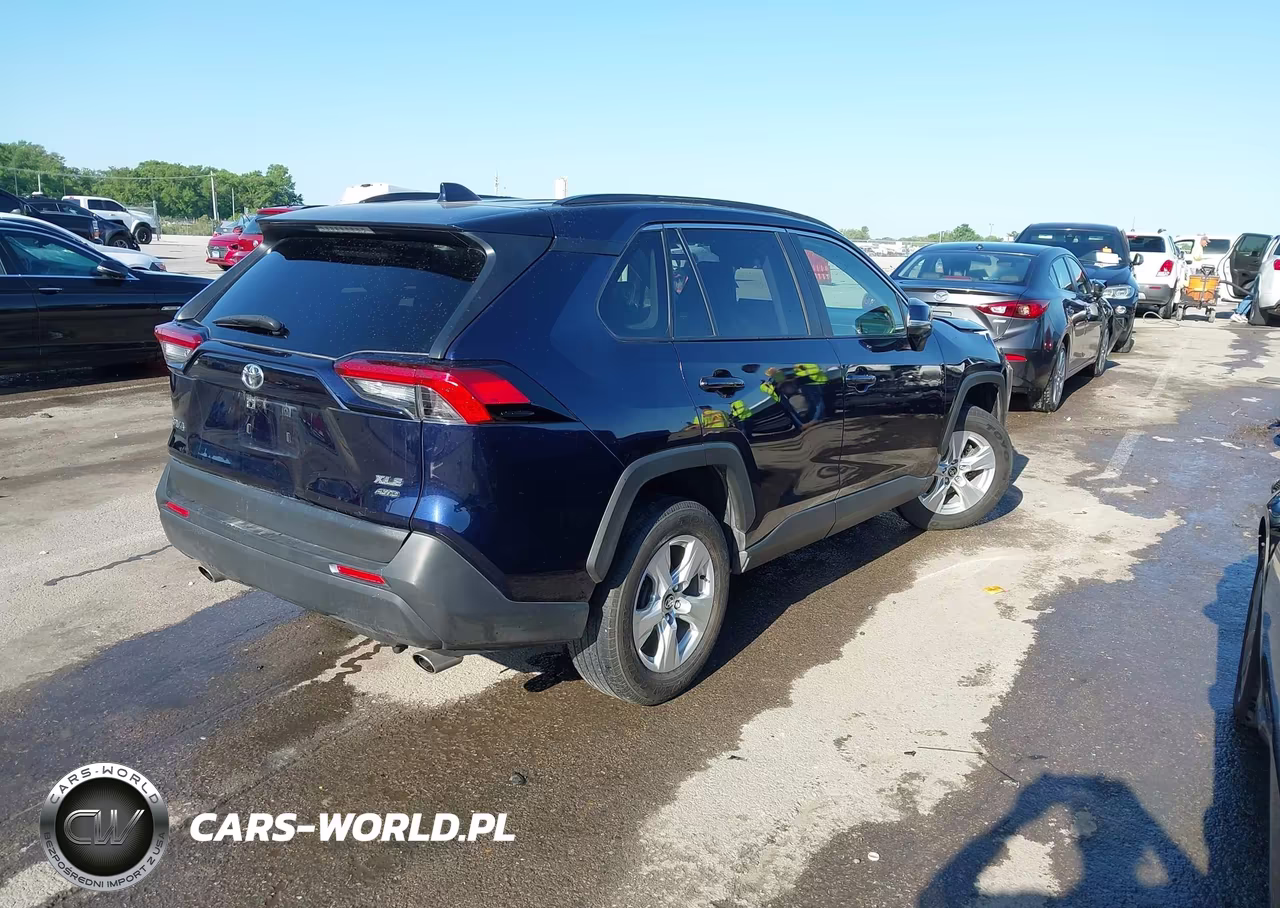 2020 Toyota Rav4 Xle VIN:JTMP1RFV6LJ034171 - 4