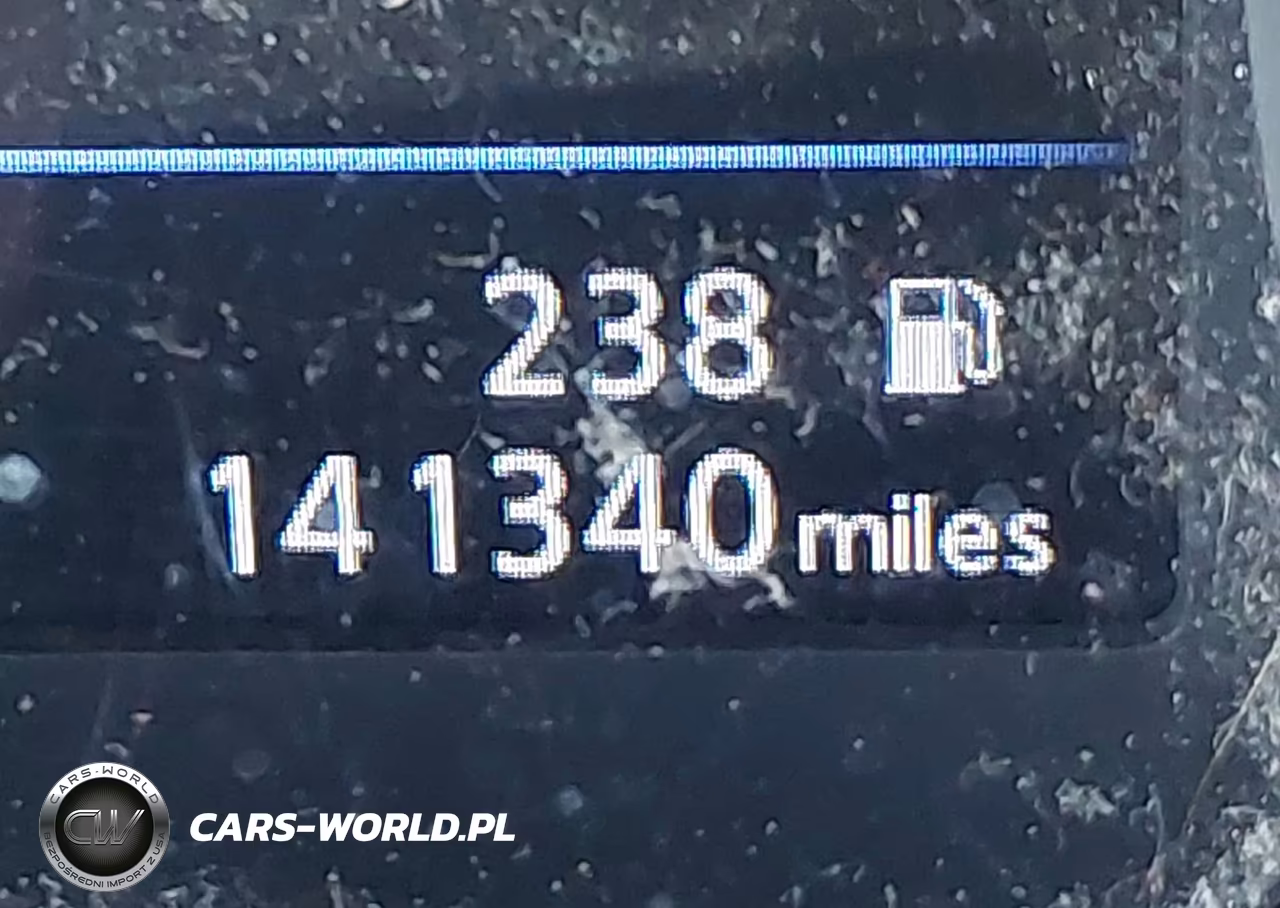 2018 Nissan Rogue S VIN:5N1AT2MT7JC723853 - 15
